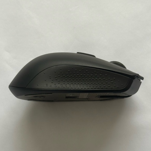 Corsair Harpoon RGB Wireless Bluetooth Gaming Mouse - Picture 6 of 7